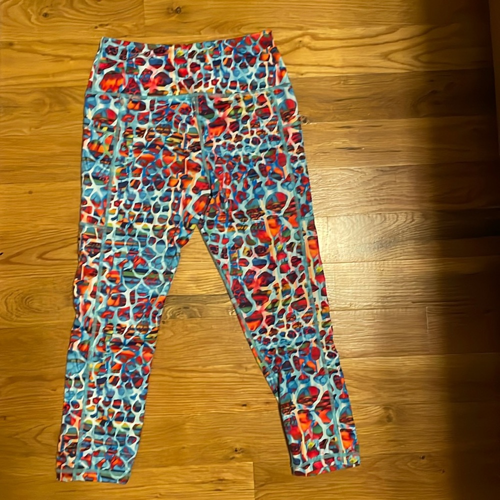 CVG capri leggings XS